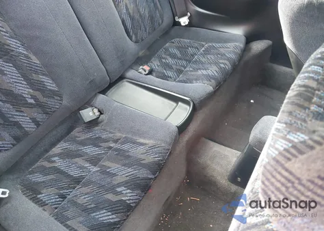 1999 Acura Integra Ls z USA, uszkodzony, nr VIN JH4DC4359XS008540